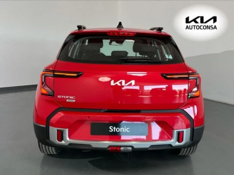 Kia Stonic 1.0 T-GDi 85kW (115CV) MHEV Concept