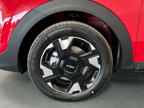 Kia Stonic 1.0 T-GDi 85kW (115CV) MHEV Concept
