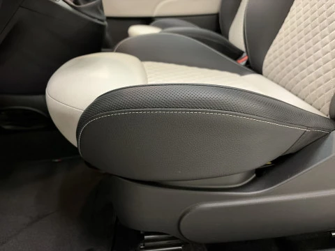 Fiat 500 1.0 Hybrid Dolcevita 51 kW (70 CV)