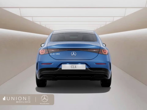 Mercedes-Benz Clase CLA  180 con tecnología híbrida