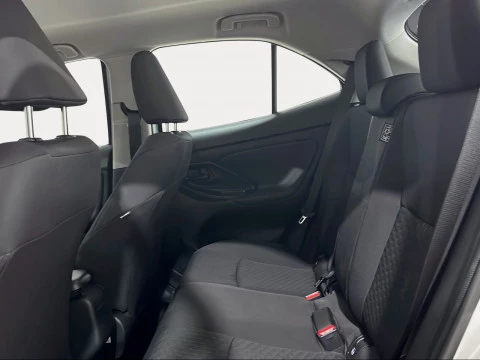 Toyota Yaris Cross 1.5 130H Business Plus