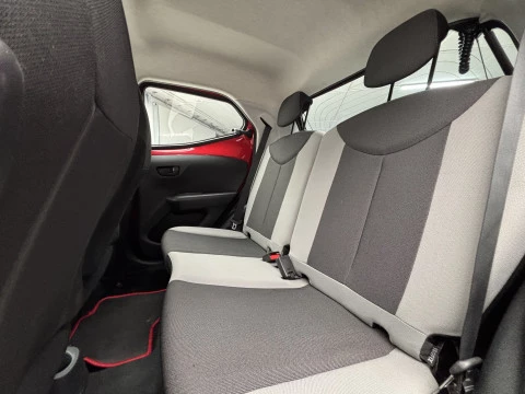 Toyota Aygo 1.0 70 x-play