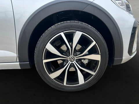 Volkswagen Taigo R-Line 1.0 TSI 81kW (110CV) DSG