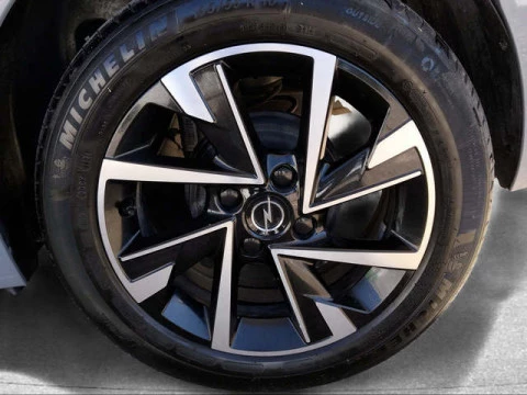 Opel Corsa 1.2 T XHL GS 74 kW (100 CV)