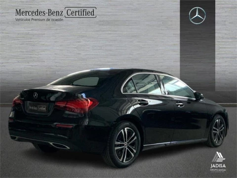 Mercedes-Benz Clase A 180 Sedán
