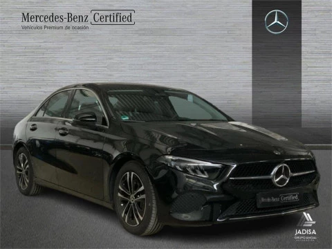 Mercedes-Benz Clase A 180 Sedán