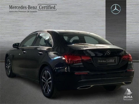 Mercedes-Benz Clase A 180 Sedán