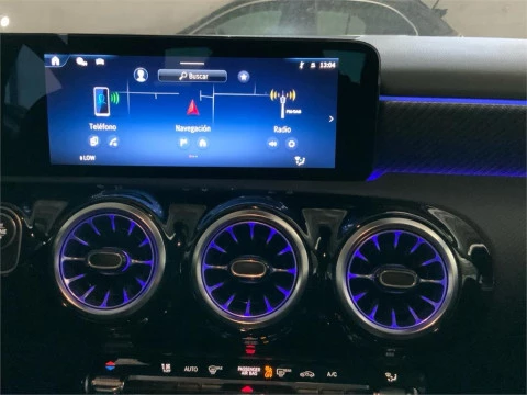 Mercedes-Benz Clase A 180 Sedán