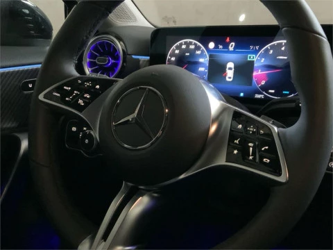 Mercedes-Benz Clase A 180 Sedán