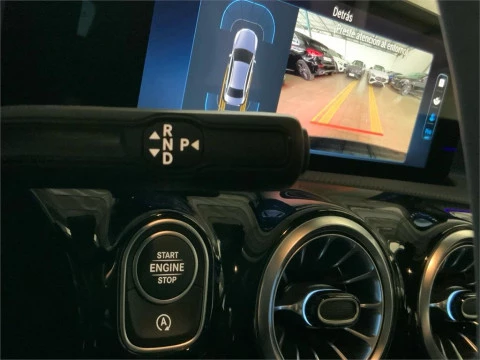 Mercedes-Benz Clase A 180 Sedán