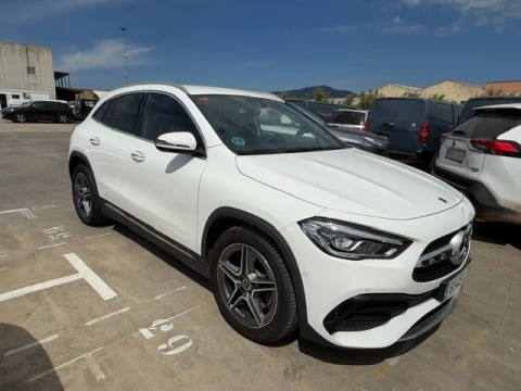 Mercedes-Benz GLA GLA 200 D