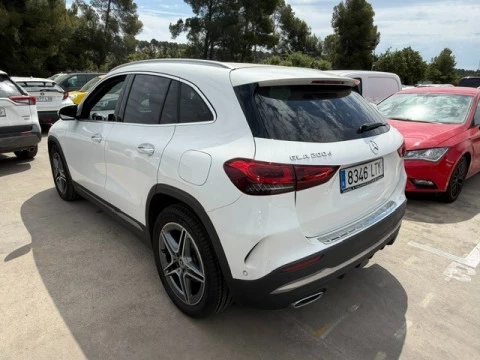 Mercedes-Benz GLA GLA 200 D