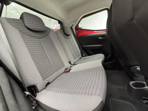 Toyota Aygo 1.0 70 x-play