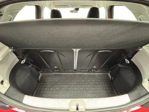 Toyota Aygo 1.0 70 x-play