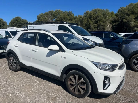 Kia Stonic 1.0 T-GDi 74kW (100CV) MHEV MT Concept