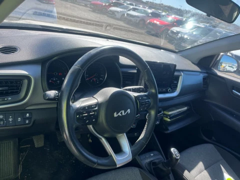 Kia Stonic 1.0 T-GDi 74kW (100CV) MHEV MT Concept