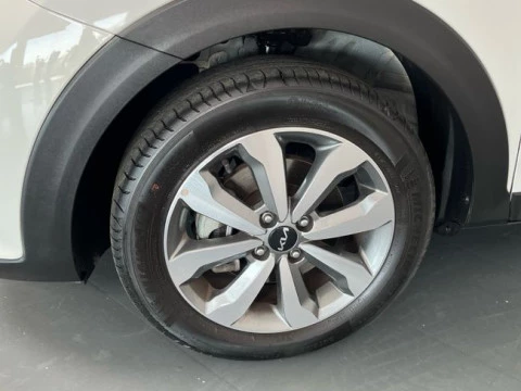 Kia Stonic 1.0 T-GDi 74kW (100CV) MHEV MT Drive