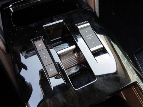 Citroën C4 Hybrid 145 Business Edition e-DCS6 107 kW (145 CV)