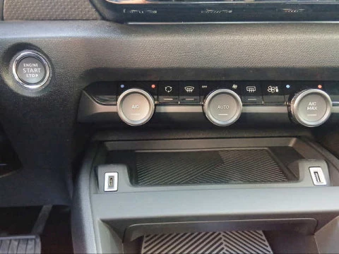 Citroën C4 Hybrid 145 Business Edition e-DCS6 107 kW (145 CV)