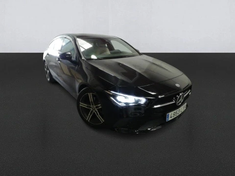 Mercedes-Benz CLA CLA 200 D DCT Shooting Brake
