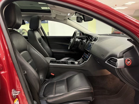 Jaguar XE 2.0 GTDi Minus Prestige Auto 147 kW (200 CV)