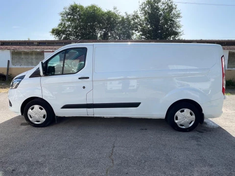 Ford Transit Custom L2 FURGON TALLER