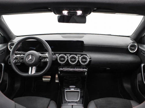 Mercedes-Benz Clase A 180 MHEV