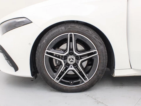 Mercedes-Benz Clase A 180 MHEV