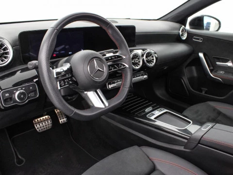 Mercedes-Benz Clase A 180 MHEV