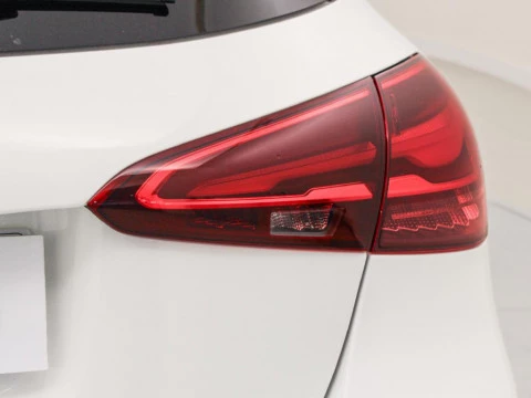 Mercedes-Benz Clase A 180 MHEV