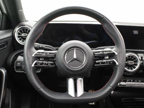 Mercedes-Benz Clase A 180 MHEV