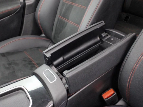 Mercedes-Benz Clase A 180 MHEV