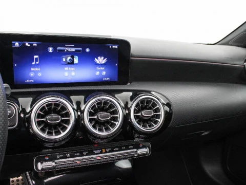 Mercedes-Benz Clase A 180 MHEV