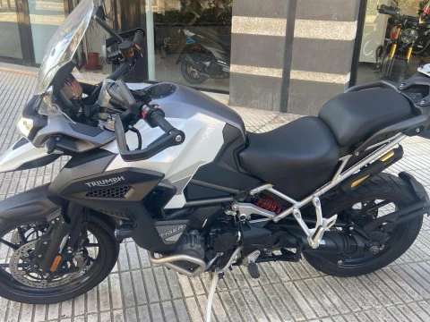 Triumph 1200 GT TRIUMPH TIGER 1200 GT EXPLORER