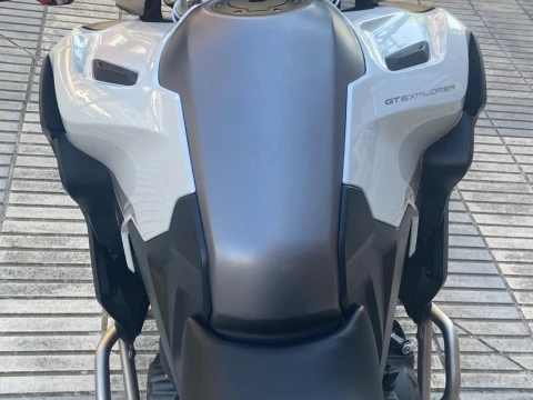 Triumph 1200 GT TRIUMPH TIGER 1200 GT EXPLORER