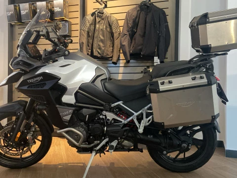 Triumph 1200 GT TRIUMPH TIGER 1200 GT EXPLORER