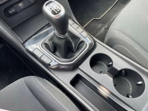 Kia Sportage 1.6 T-GDi 118kW (160CV) Drive 17