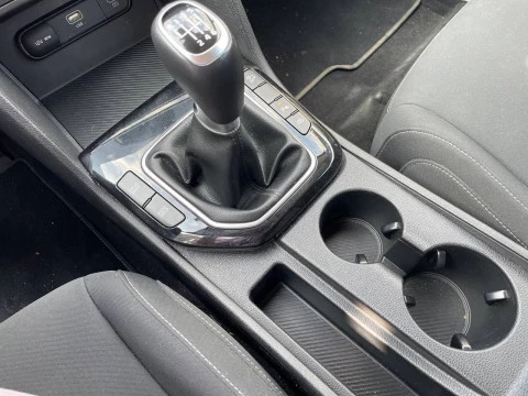 Kia Sportage 1.6 T-GDi 118kW (160CV) Drive 17