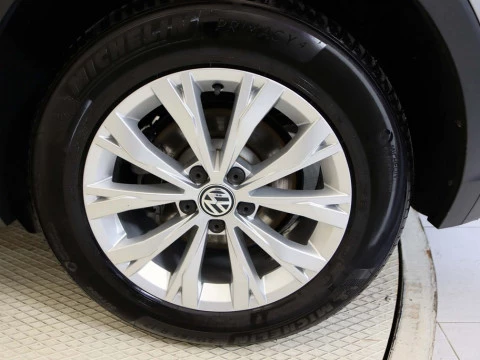 Volkswagen TIGUAN 2.0 TDI 110KW EDITION 5P