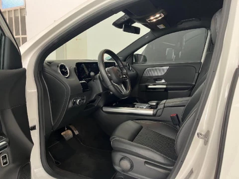 Mercedes-Benz GLA 2.0 GLA 200 D DCT 150 5P