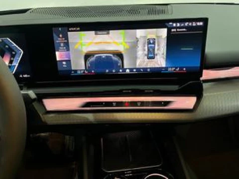 BMW iX I5 EDRIVE40 BERLINA