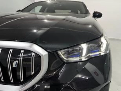 BMW iX I5 EDRIVE40 BERLINA