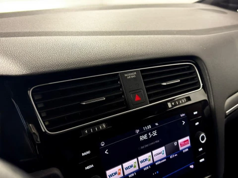 Volkswagen Golf GTI 245CV