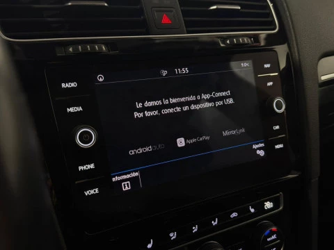 Volkswagen Golf GTI 245CV