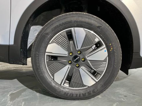 EBRO S400 1.5 DHE HEV Excellence CVT