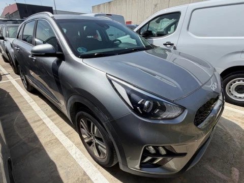 Kia Niro 1.6 GDi HEV 104kW (141CV) Drive