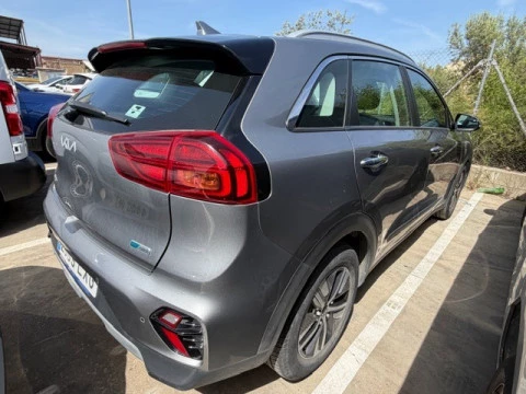 Kia Niro 1.6 GDi HEV 104kW (141CV) Drive