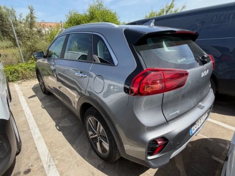 Kia Niro 1.6 GDi HEV 104kW (141CV) Drive