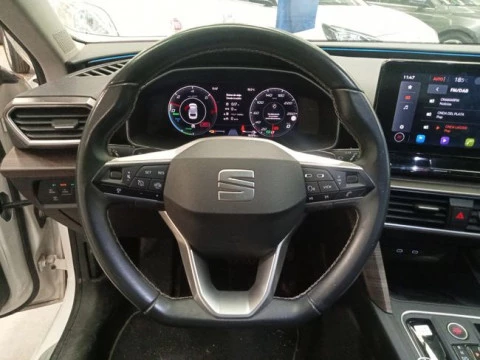 Seat Nuevo León SP 1.4 e-Hybrid DSG S&S FR