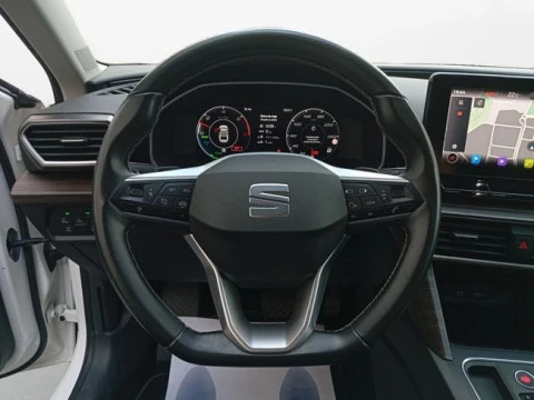 Seat Nuevo León SP 1.4 e-Hybrid DSG S&S FR